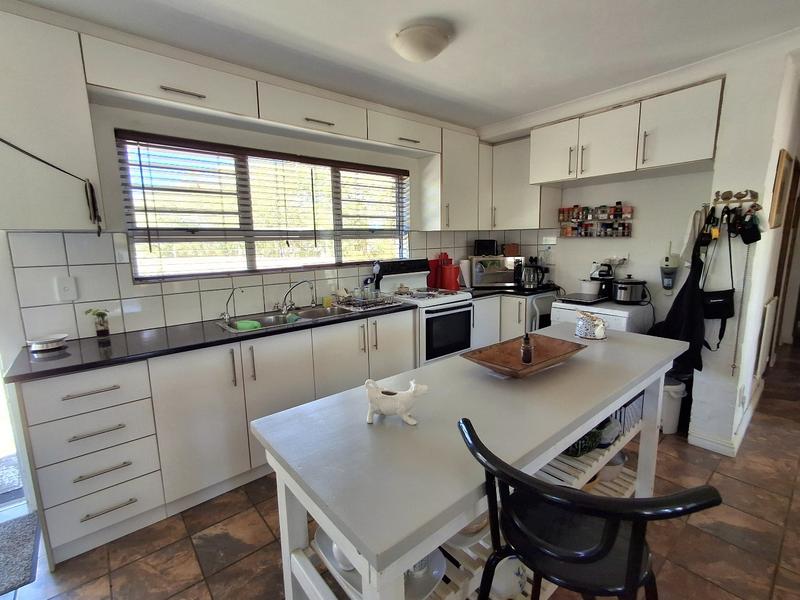 3 Bedroom Property for Sale in Britannia Bay Western Cape